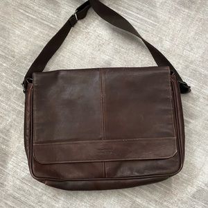 Kenneth Cole brown messenger bag